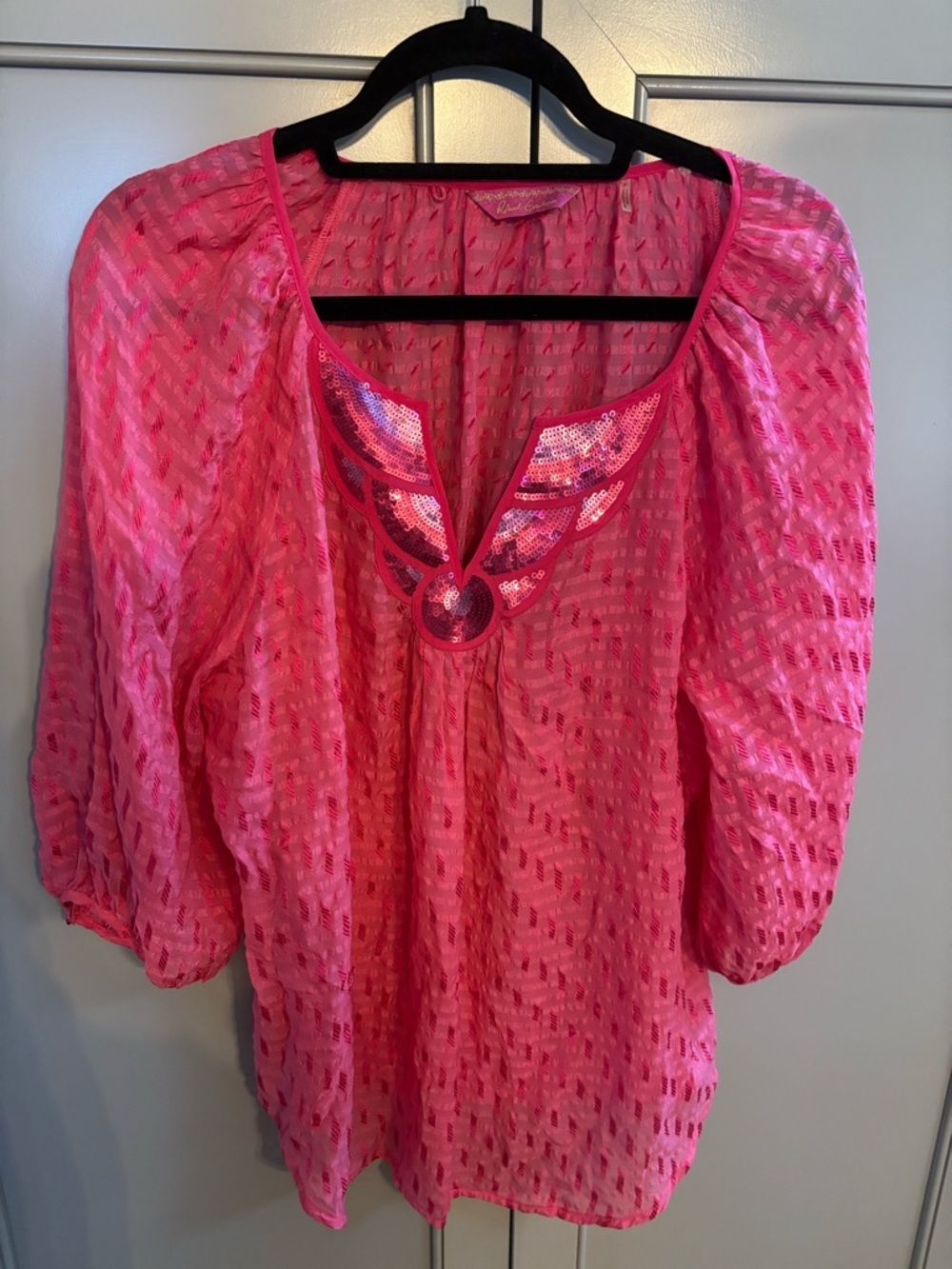 Robert Graham Gilda pink sequined embellished silk peasant top. XL